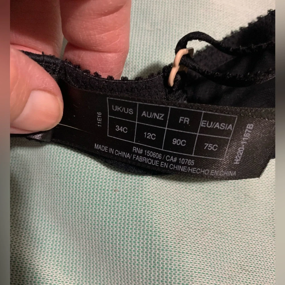 Heidi by Heidi Klum Super Boost Geometric-Lace Bra size 34C - Picture 4 of 6